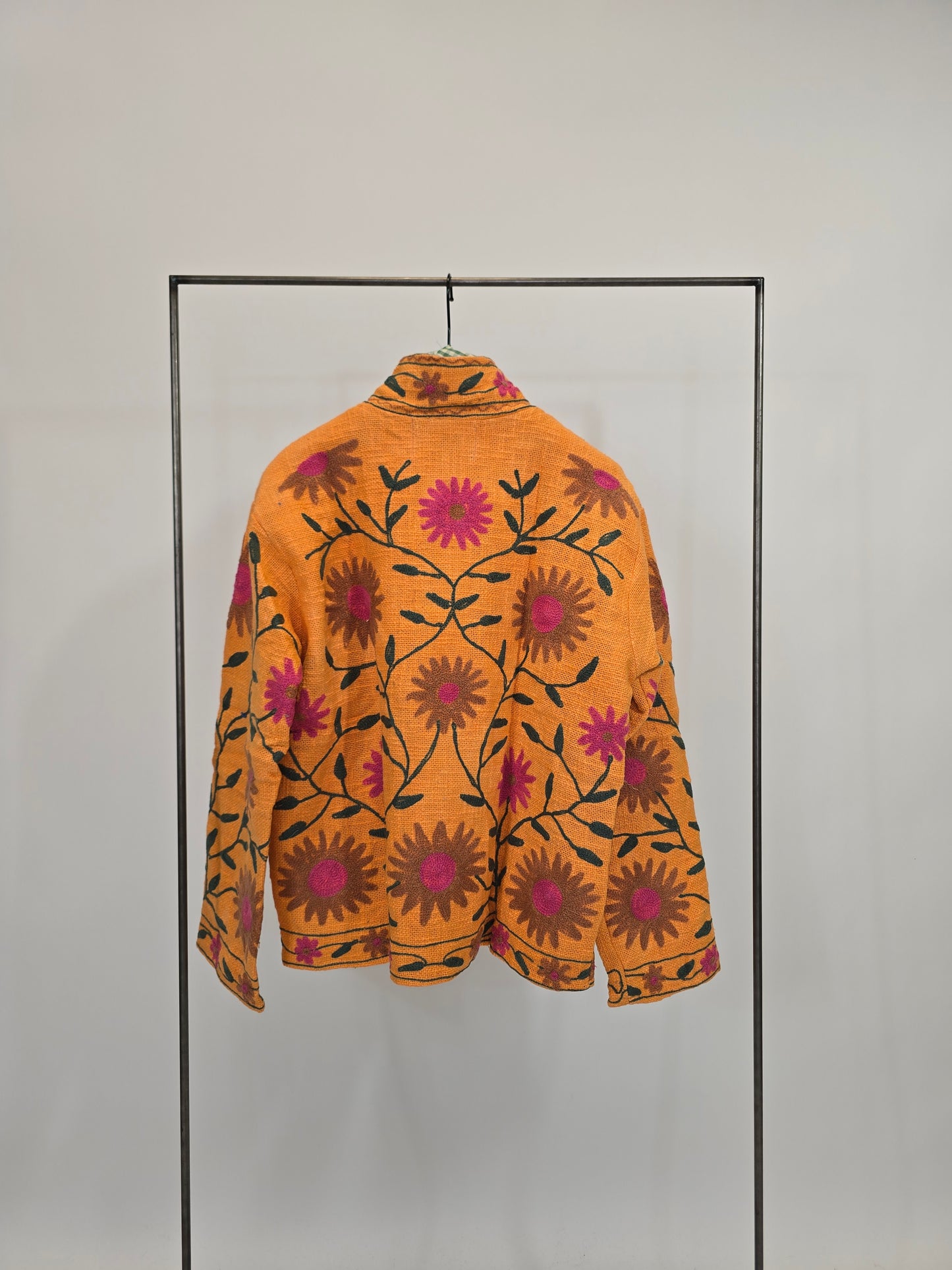 Suzani in cotone ricamato