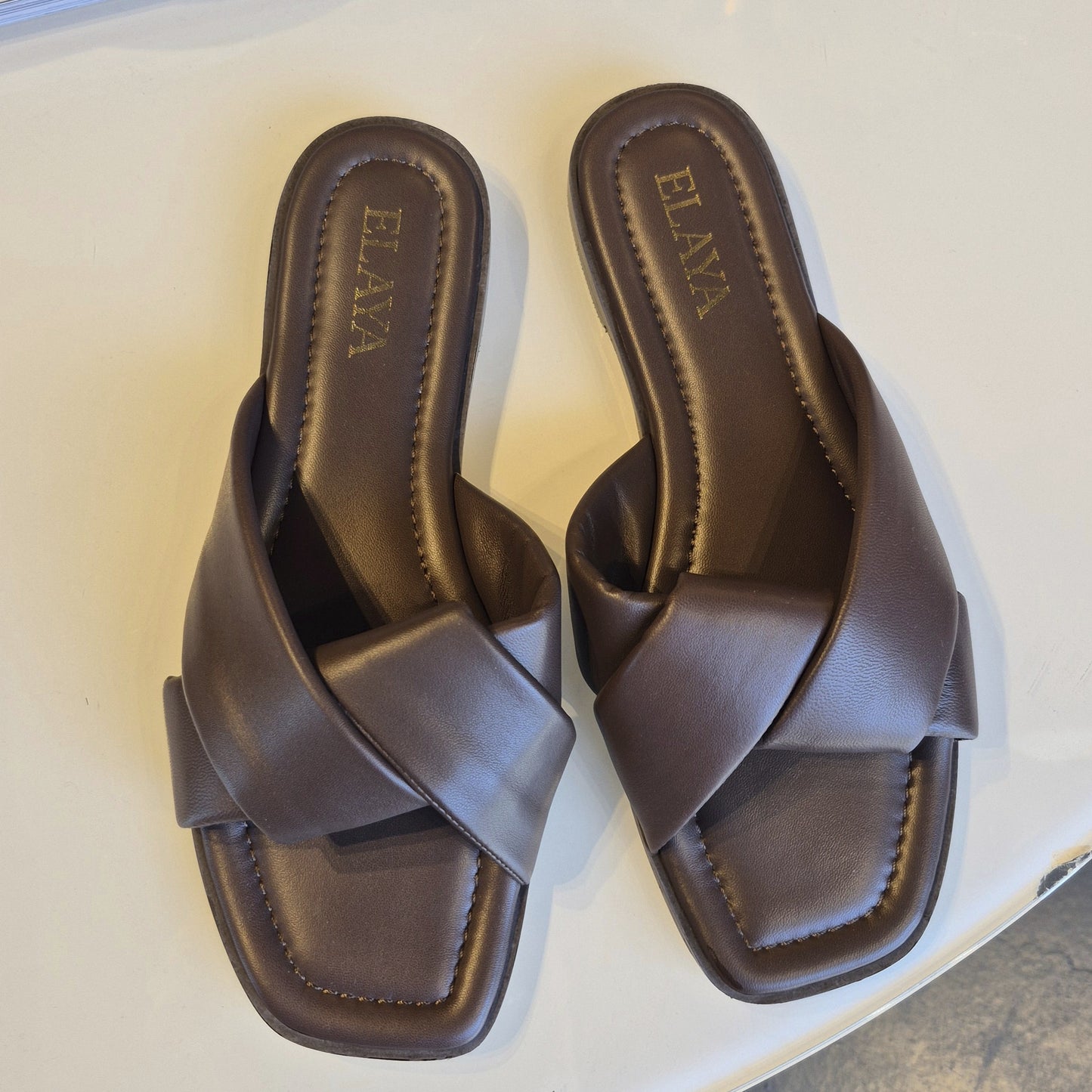 Ciabatta pelle intrecciata marrone
