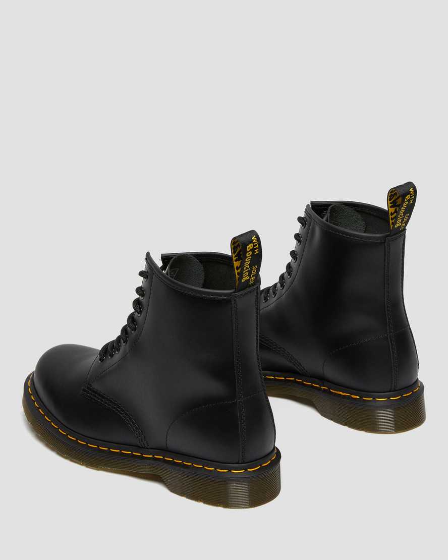 DR. MARTENS - STIVALE 8 FORI